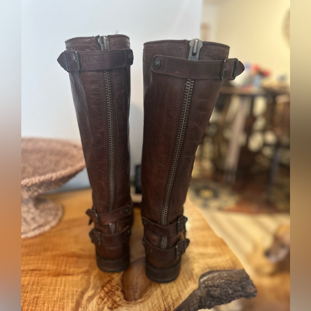 Frye Brown Leather back zip Boots size 8